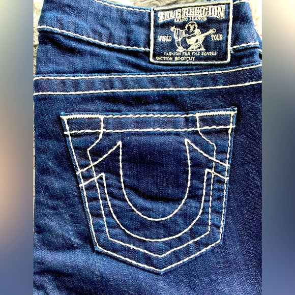 NWOT True Religion🤍 - Picture 2 of 4
